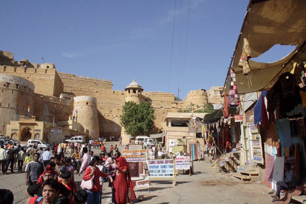 10-Way to the Jaisalmer Fort.jpg - Way to the Jaisalmer Fort